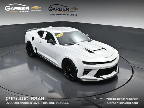 Summit White 2017 Chevrolet Camaro 1SS