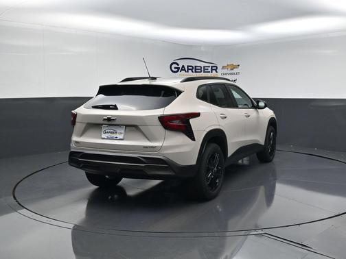 White Sands 2026 Chevrolet Trax FWD ACTIV