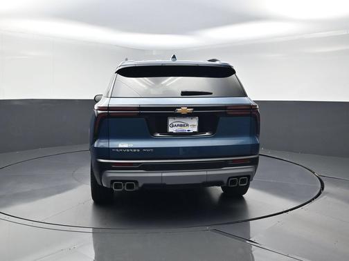 Lakeshore Blue Metallic 2026 Chevrolet Traverse LT