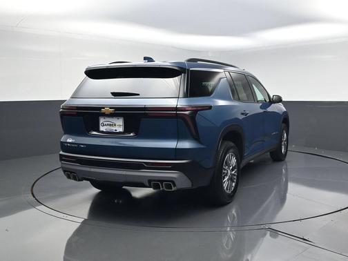 Lakeshore Blue Metallic 2026 Chevrolet Traverse LT