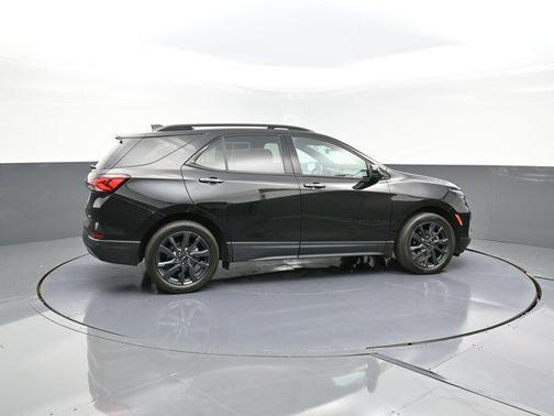 2022 Chevrolet Equinox FWD RS