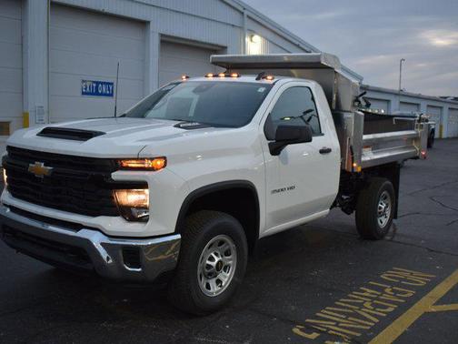 2025 Chevrolet Silverado 3500 WT