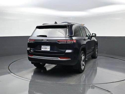 2022 Jeep Grand Cherokee 4xe Base