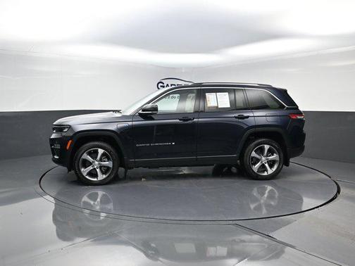 2022 Jeep Grand Cherokee 4xe Base