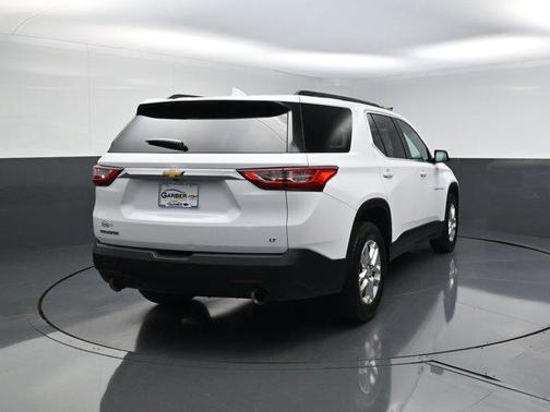 Summit White 2019 Chevrolet Traverse LT Cloth