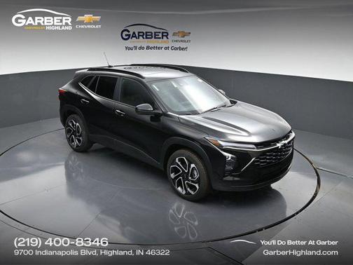 Mosaic Black Metallic 2026 Chevrolet Trax FWD 2RS