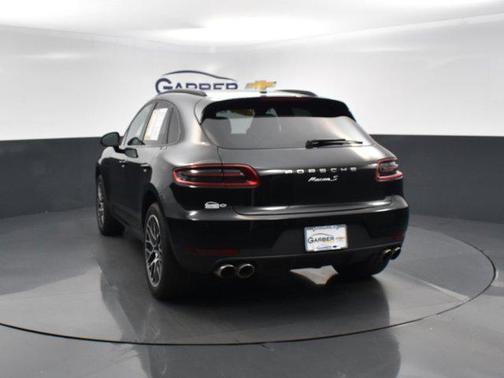 2018 Porsche Macan Base