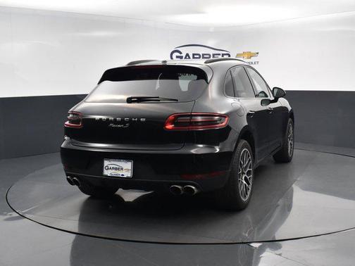 2018 Porsche Macan Base