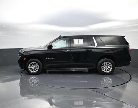 2024 Chevrolet Suburban LT