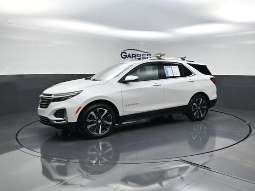 Iridescent Pearl Tricoat 2022 Chevrolet Equinox Premier w/1LZ