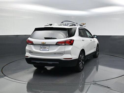 Iridescent Pearl Tricoat 2022 Chevrolet Equinox Premier w/1LZ