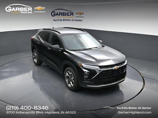 Mosaic Black Metallic 2026 Chevrolet Trax LT