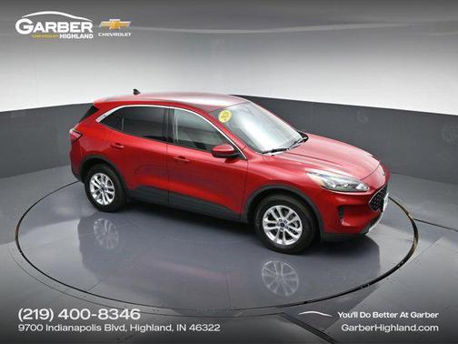 2020 Ford Escape SE