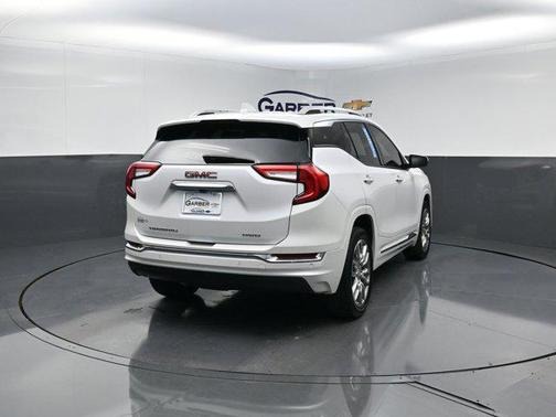2022 GMC Terrain Denali