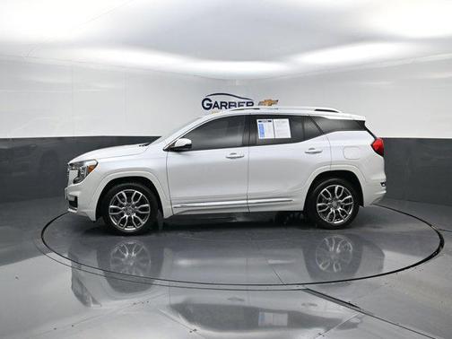 2022 GMC Terrain Denali