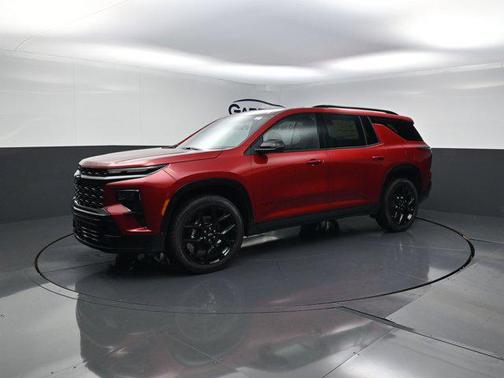 Radiant Red Tintcoat 2026 Chevrolet Traverse RS