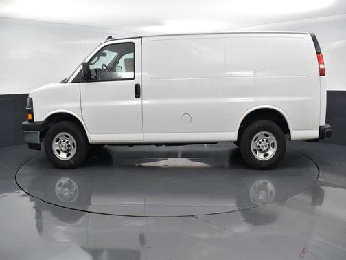 2024 Chevrolet Express 2500 RWD 2500 Regular Wheelbase WT
