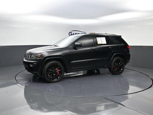 2021 Jeep Grand Cherokee Laredo