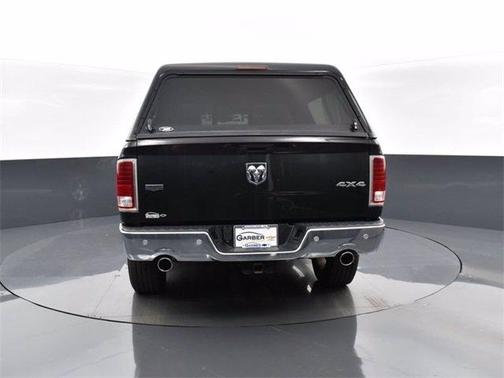 Photo 4 of 40 of 2018 RAM 1500 Laramie