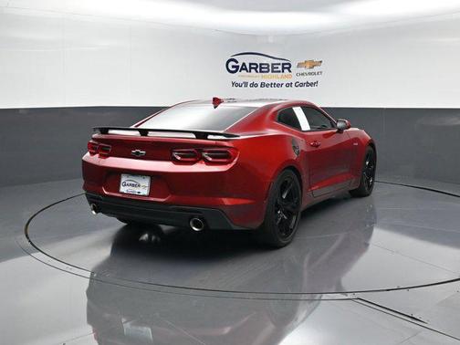 2022 Chevrolet Camaro RWD Coupe LT1