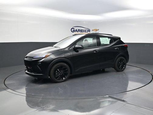 Mosaic Black Metallic 2027 Chevrolet Bolt RS FWD