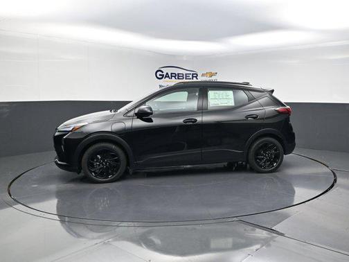 Mosaic Black Metallic 2027 Chevrolet Bolt RS FWD