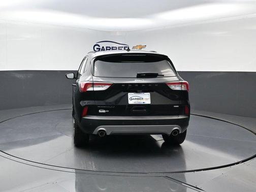 2021 Ford Escape Titanium