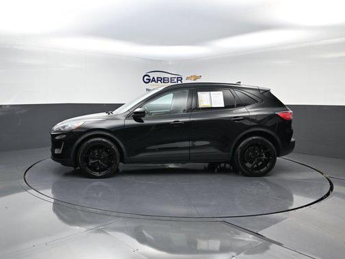 2021 Ford Escape Titanium