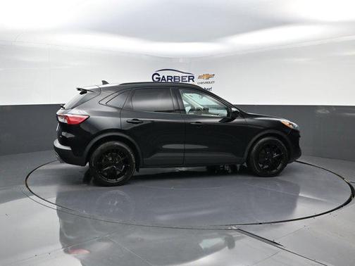 2021 Ford Escape Titanium