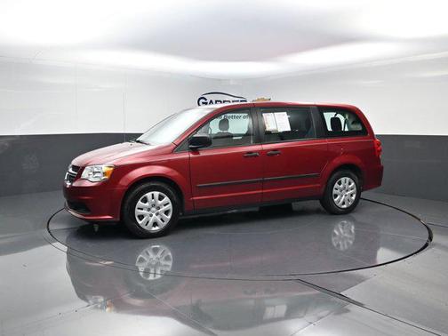 Deep Cherry Red Crystal Pearlcoat 2015 Dodge Grand Caravan AVP/SE