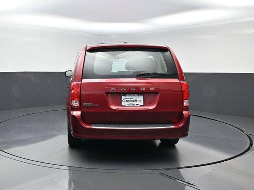 Deep Cherry Red Crystal Pearlcoat 2015 Dodge Grand Caravan AVP/SE