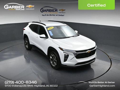 Summit White 2025 Chevrolet Trax LT
