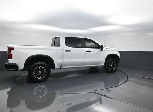 Summit White 2023 Chevrolet Silverado 1500 ZR2