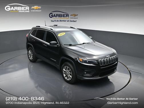 Diamond Black Crystal Pearlcoat 2019 Jeep Cherokee Latitude Plus