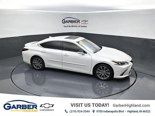 2020 Lexus ES 300h Base