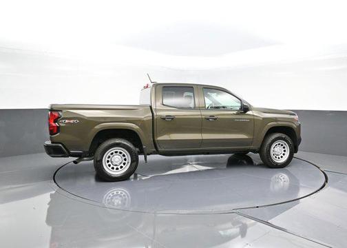 2024 Chevrolet Colorado WT