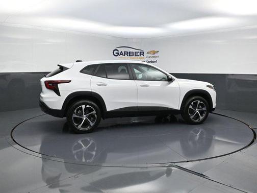 2025 Chevrolet Trax FWD 1RS