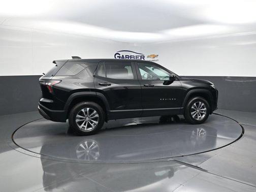 Mosaic Black Metallic 2026 Chevrolet Equinox 1LT