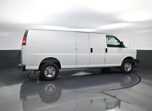 Summit White 2025 Chevrolet Express 3500 RWD 3500 Extended Wheelbase WT