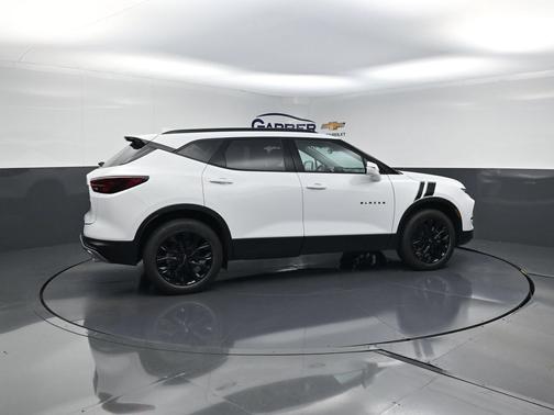 Summit White 2026 Chevrolet Blazer 3LT