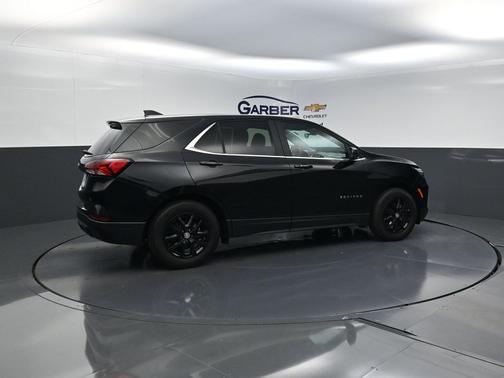 Mosaic Black Metallic 2024 Chevrolet Equinox 1LT