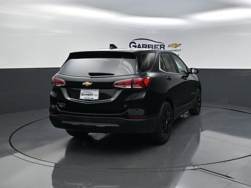 Mosaic Black Metallic 2024 Chevrolet Equinox 1LT