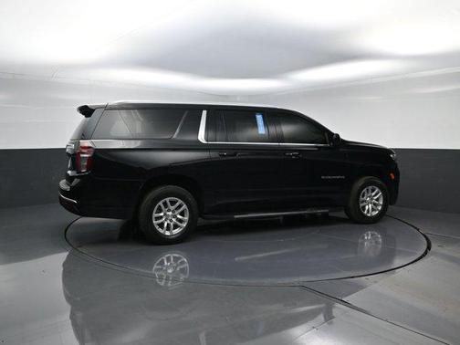 2023 Chevrolet Suburban LS