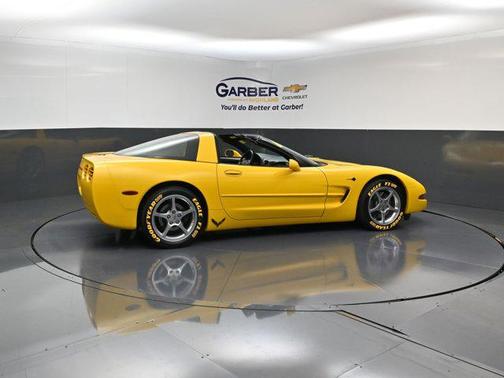 2001 Chevrolet Corvette Base