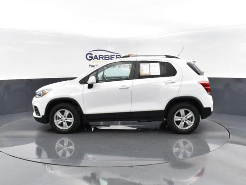 Summit White 2021 Chevrolet Trax LT