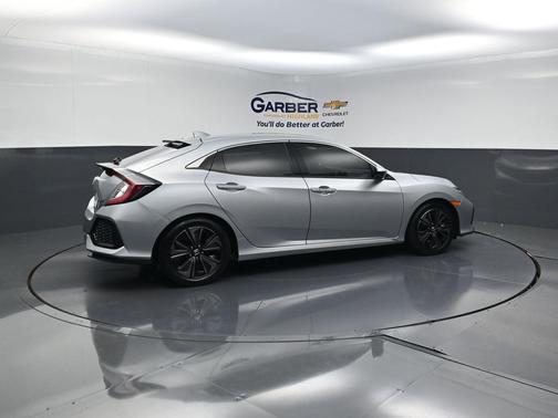 Lunar Silver Metallic 2018 Honda Civic EX-L