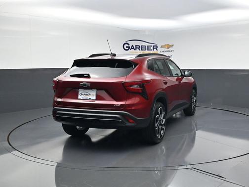 Crimson Metallic 2025 Chevrolet Trax FWD 2RS