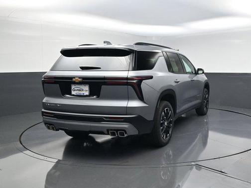 Sterling Gray Metallic 2026 Chevrolet Traverse LT