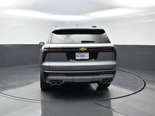 Sterling Gray Metallic 2026 Chevrolet Traverse LT