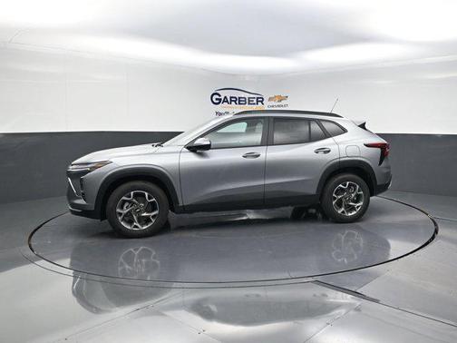 Sterling Gray Metallic 2026 Chevrolet Trax LT